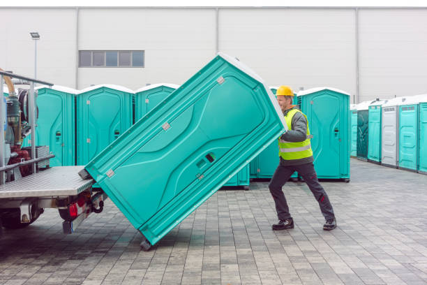 Best Portable toilet rental cost  in Oak Park, MI
